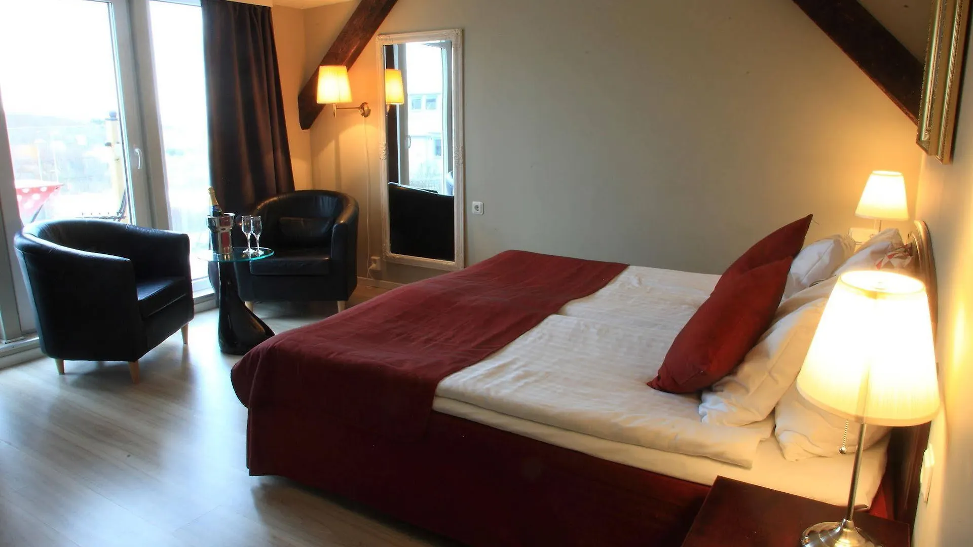 Vejby Strand Hotel Vejbystrand 3*,